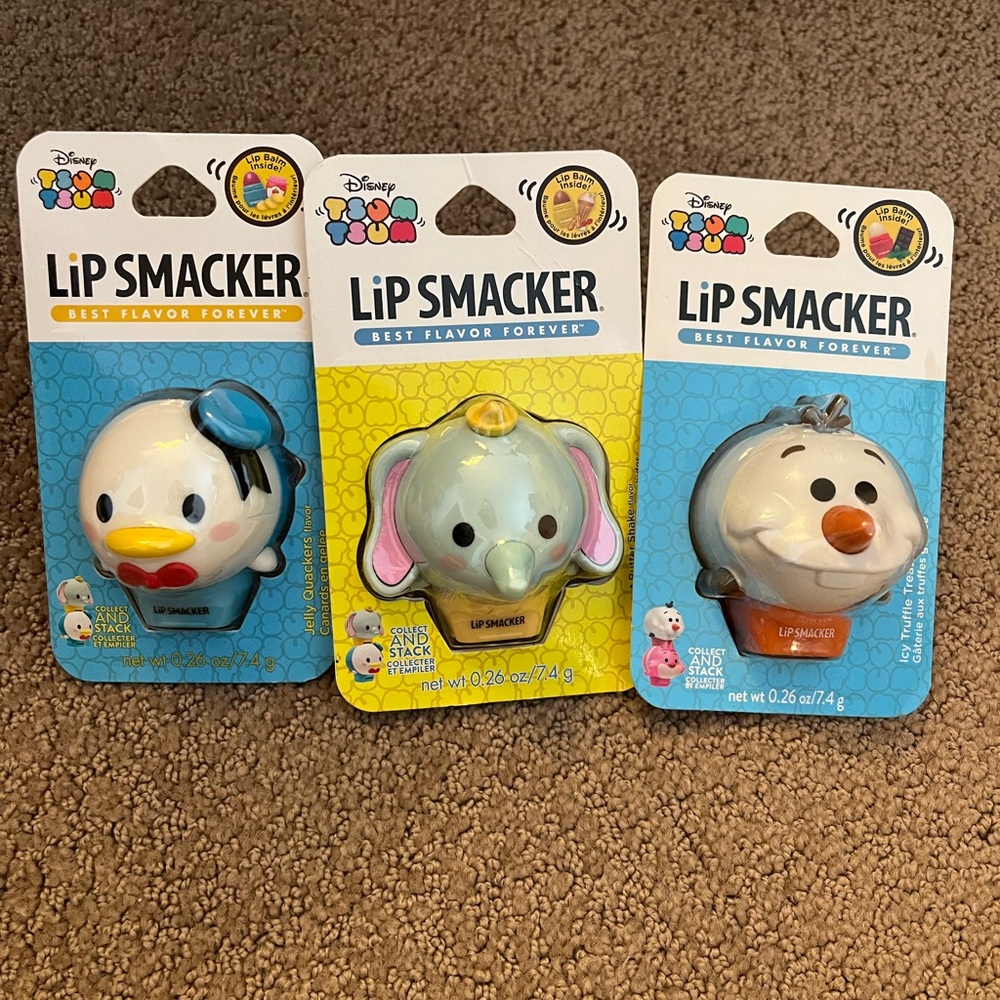 Three pack of lip smackers, Donald Duck, Dumbo and Olaf. Brand new! 😊🥰
